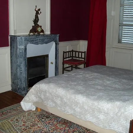 Bed and breakfast Chateau Des Poteries 3*