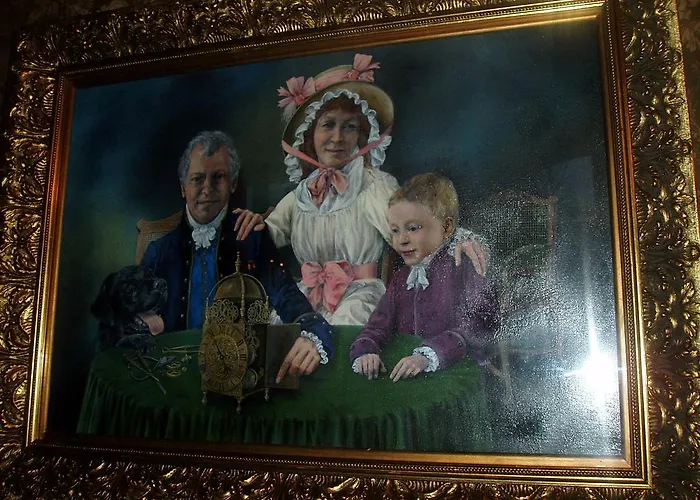 Chateau Des Poteries Bed & Breakfast Fresville